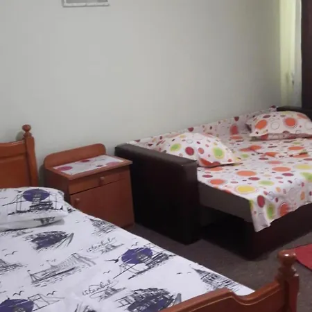 Apartment Garsoniera Nord- Sandu